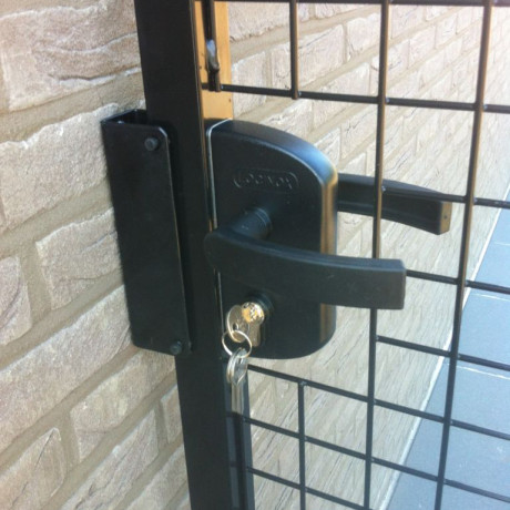 Slotvanger IJZER voor muur groen