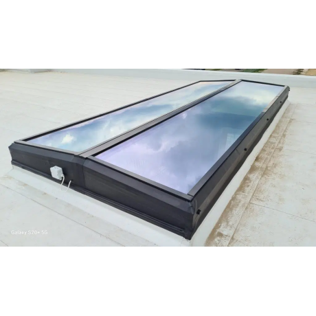 Luxlight DESIGN (plat)dakraam Luxlight DESIGN (plat)dakraam