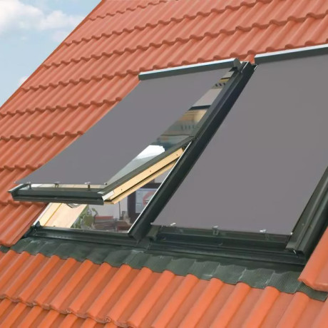 FAKRO AMZ Komfort 092 buitenzonnewering 78x140 RAL7022