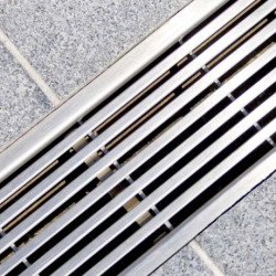 ACO Euroline 100 INOX lengtestaafrooster + uitloop ACO Euroline 100 INOX lengtestaafrooster + uitloop